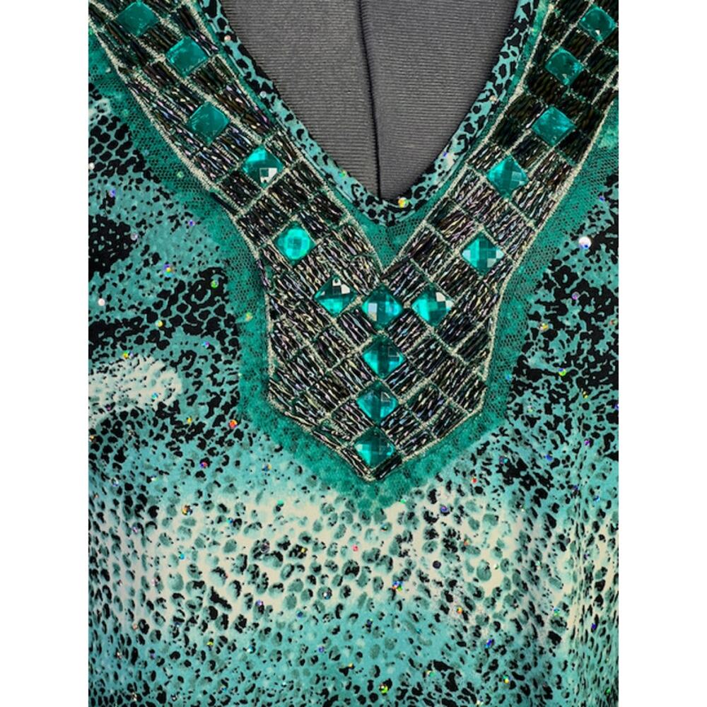 knit top jeweled collared green animal print - Picture 2 of 9